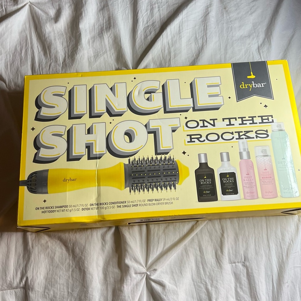 Drybar Round brush set